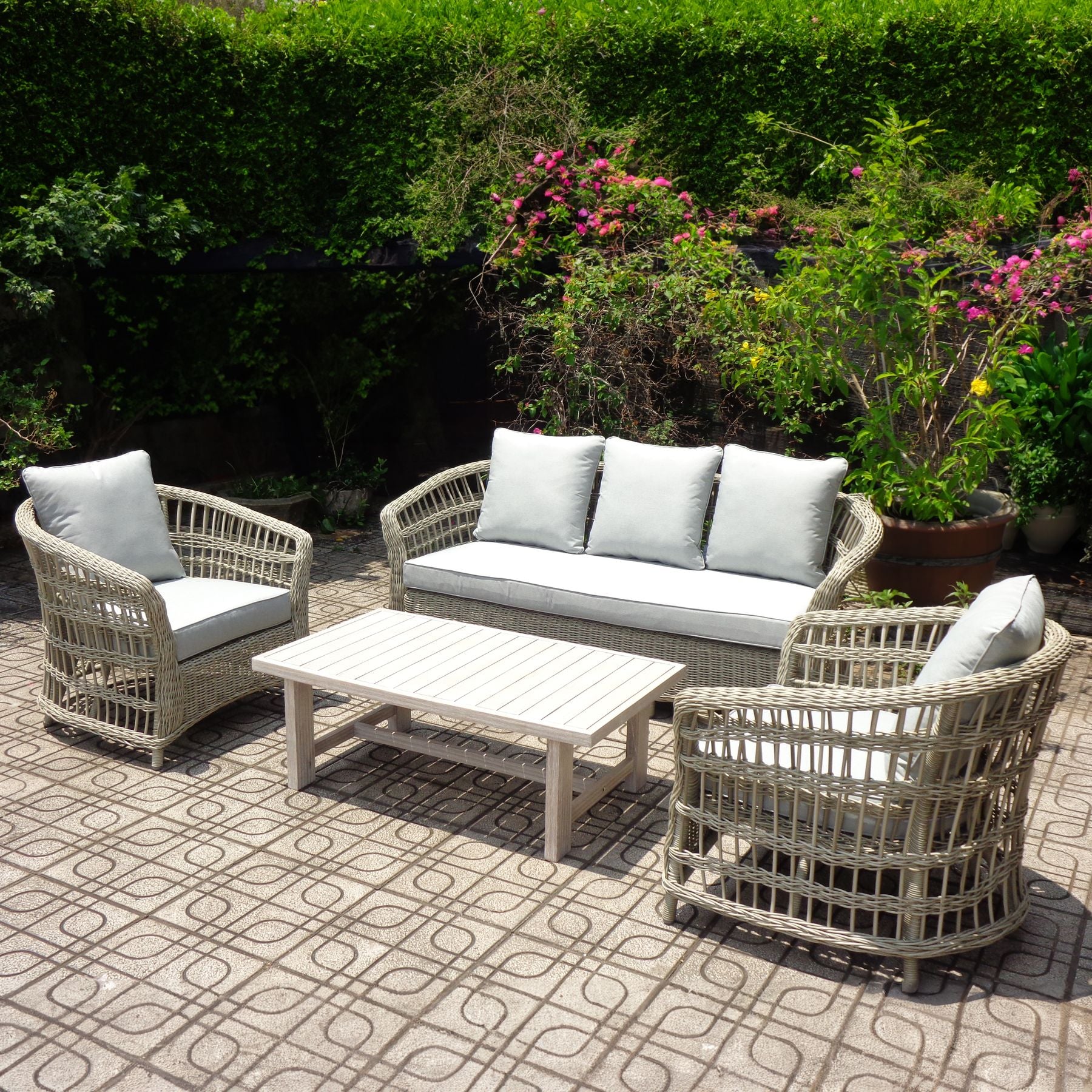 Palma Collection Outdoor Set 3 Seater and 2 Chairs