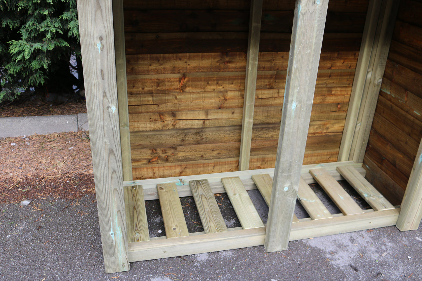 LOG STORE 4FT HIGH X 5FT WIDE