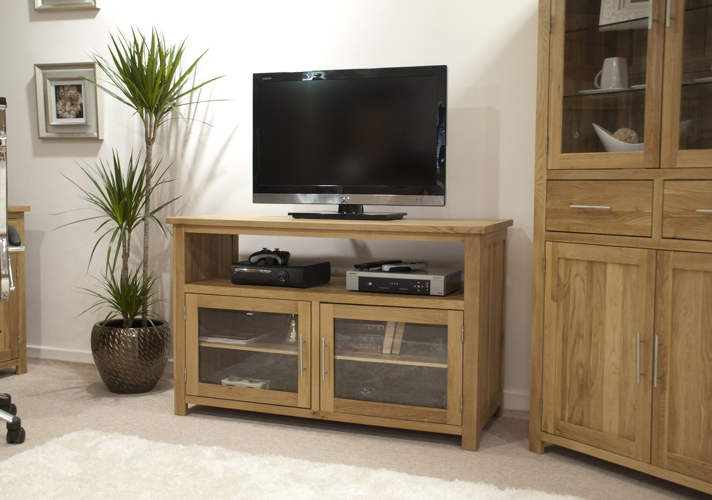 Opus Entertainment Unit. 100% Solid Oak