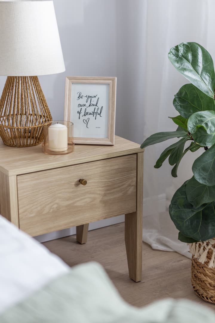 Cozy Bedside Table 45cm Oiled Oak