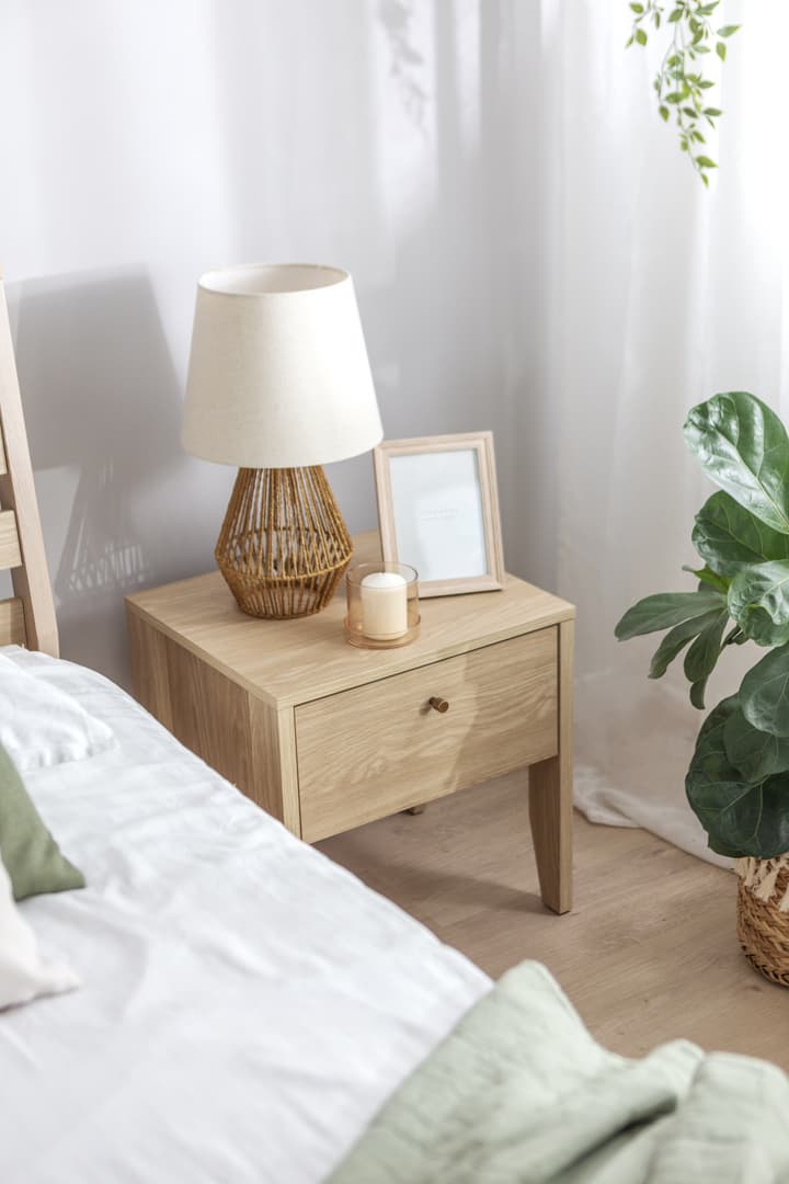 Cozy Bedside Table 45cm Oiled Oak