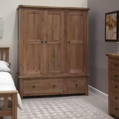 Rustic Oak Triple Wardrobe. Premium Oak