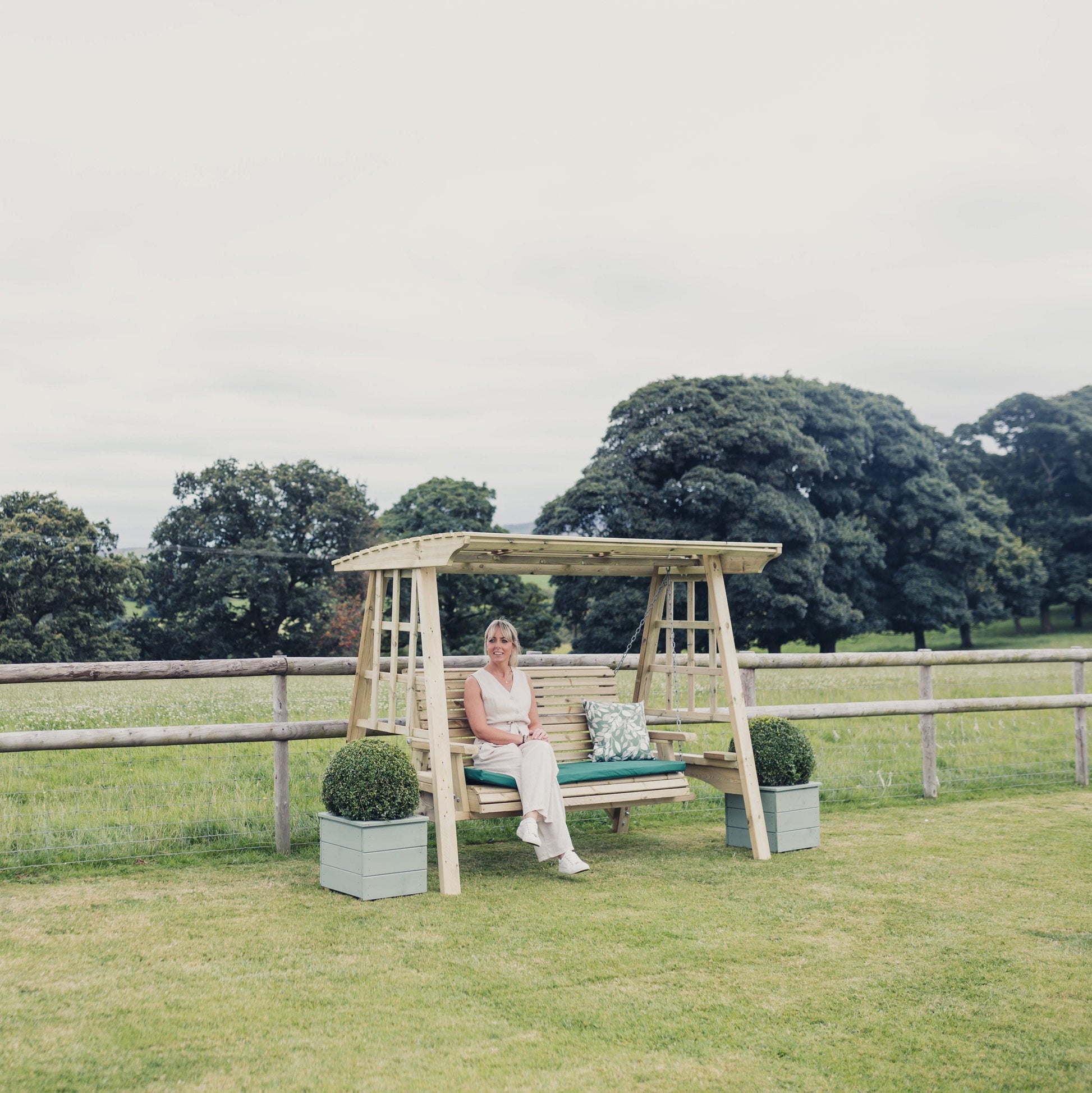 Antoinette Garden Swing - 3 Seater