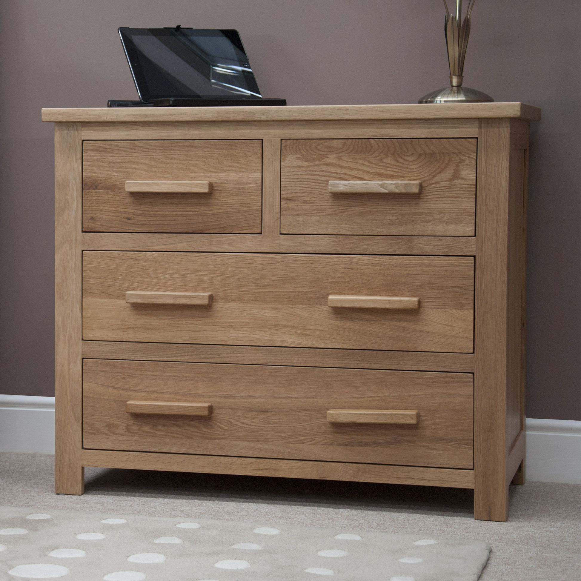 Chest of Drawers 82cm Wide. 100% Solid Oak