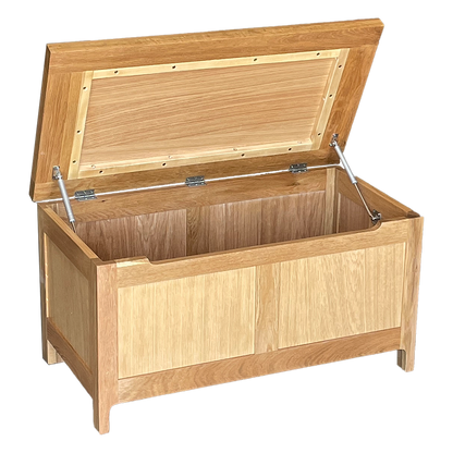 Como Blanket Box – Solid American Oak Frame