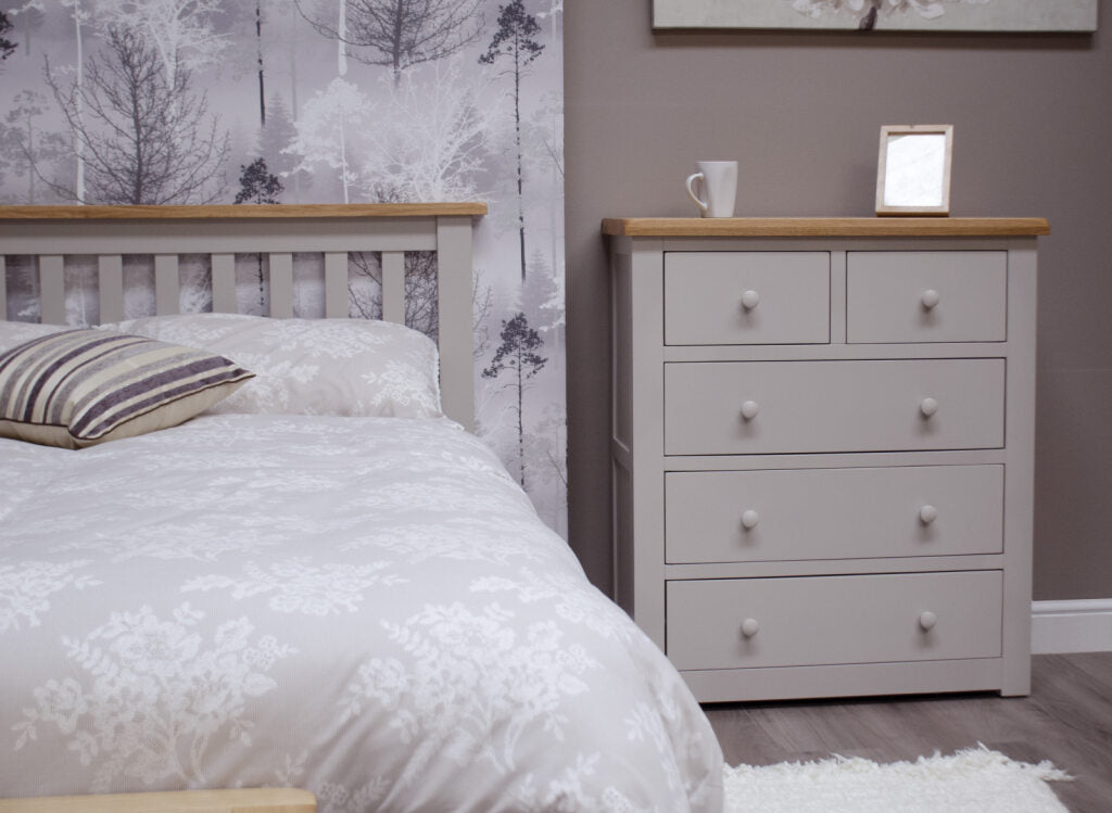 Diamond 5 Chest painted pine