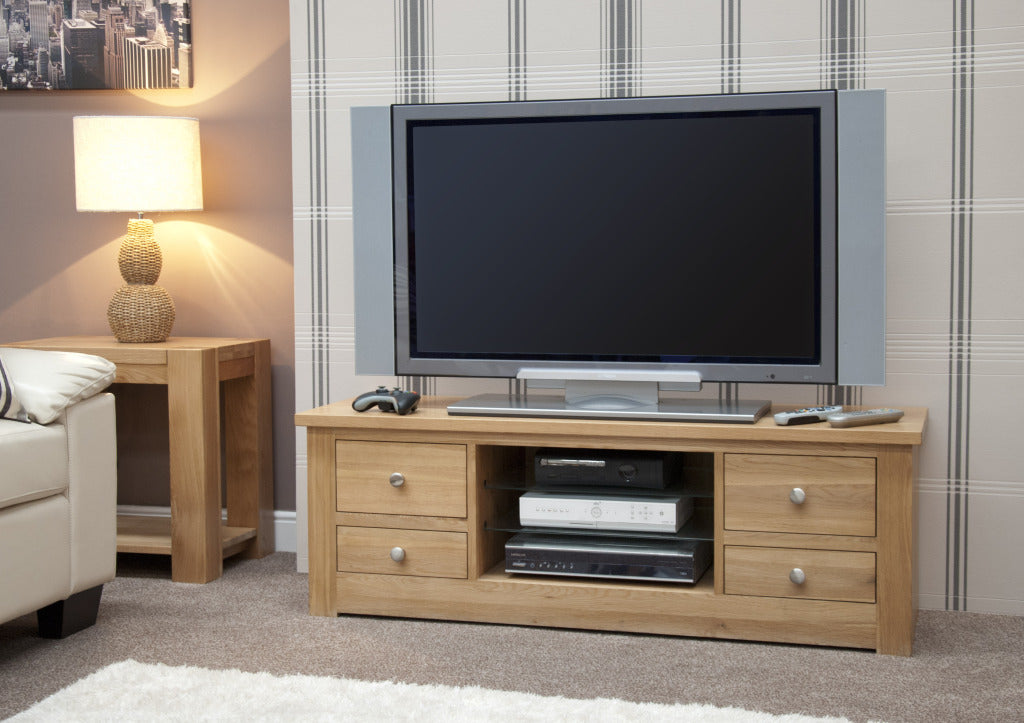 Torino Large Plasma TV Unit. 100% Solid Oak