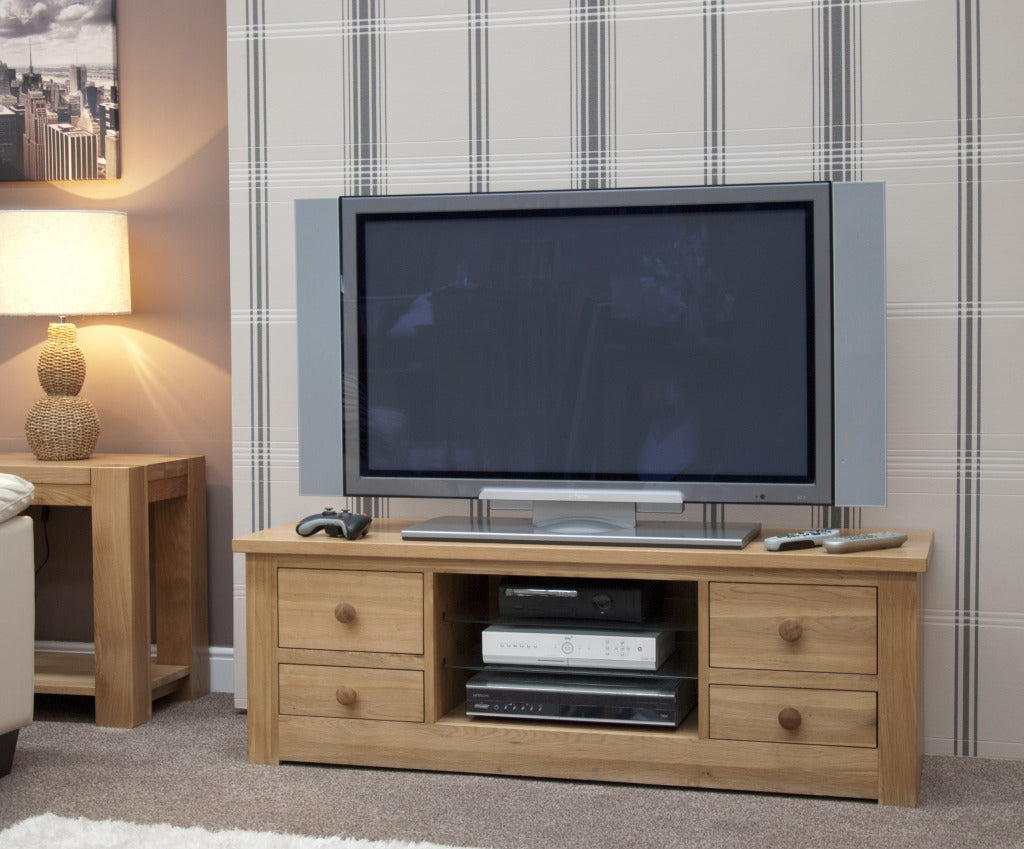 Torino Large Plasma TV Unit. 100% Solid Oak