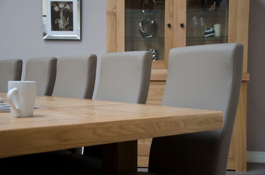 Twin Panel Large Extending Table 100% Solid Oak