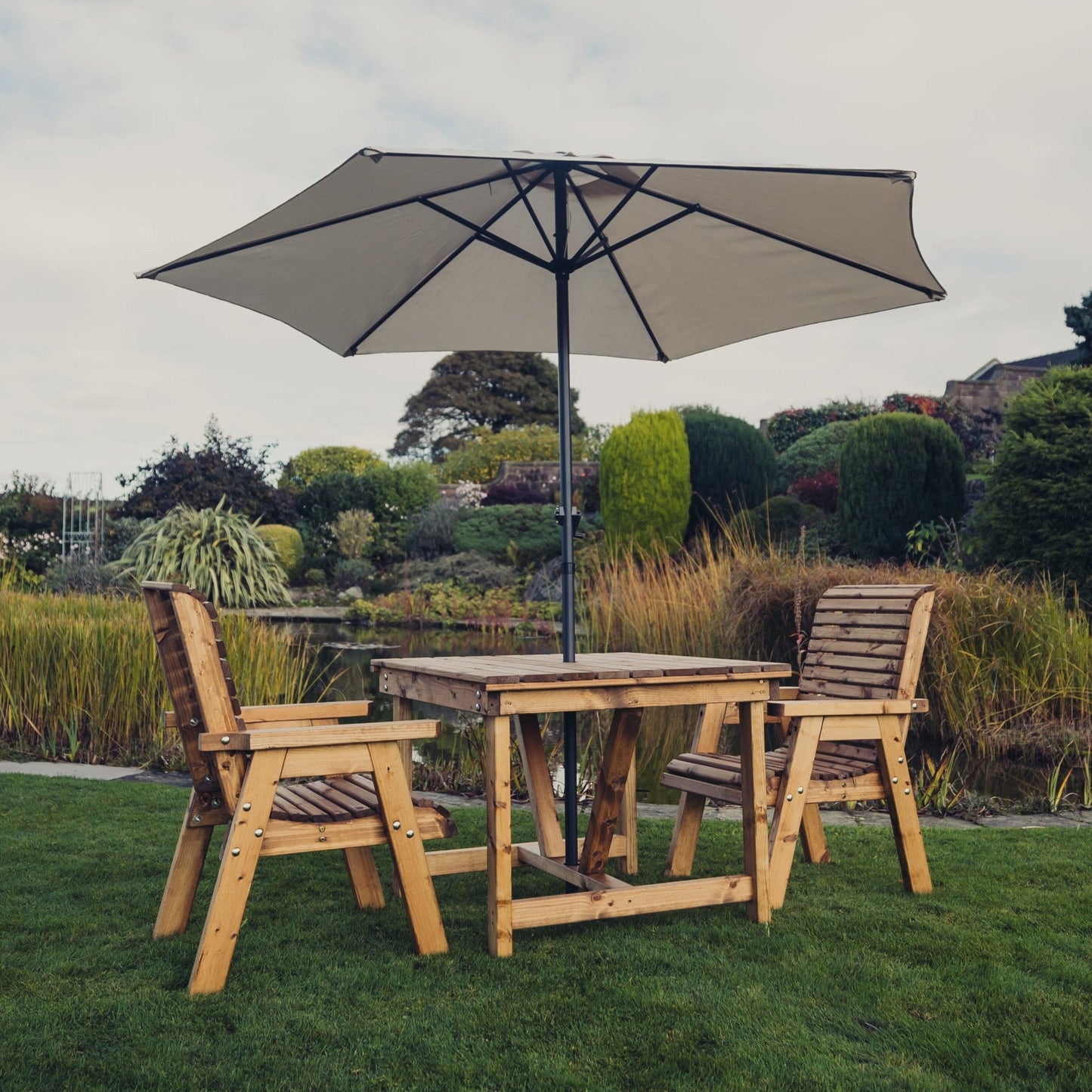 Valley 2 Seat Bistro Set 2 x Chairs 99cm Table