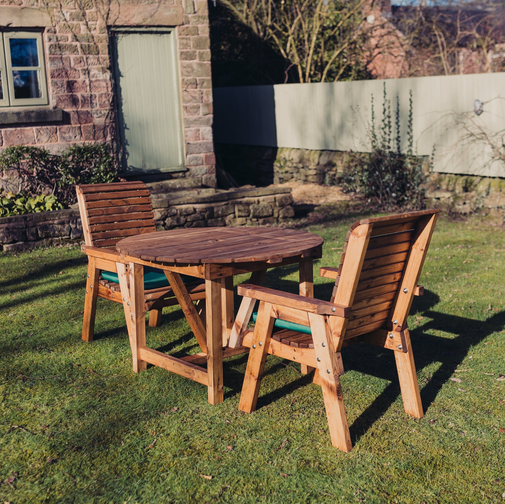 Valley 2 Seat Set - 2 Chairs & Round Table