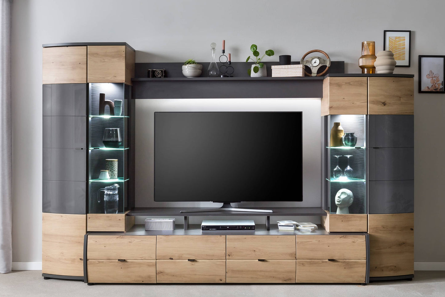 Flori VA Entertainment Unit oak artisan