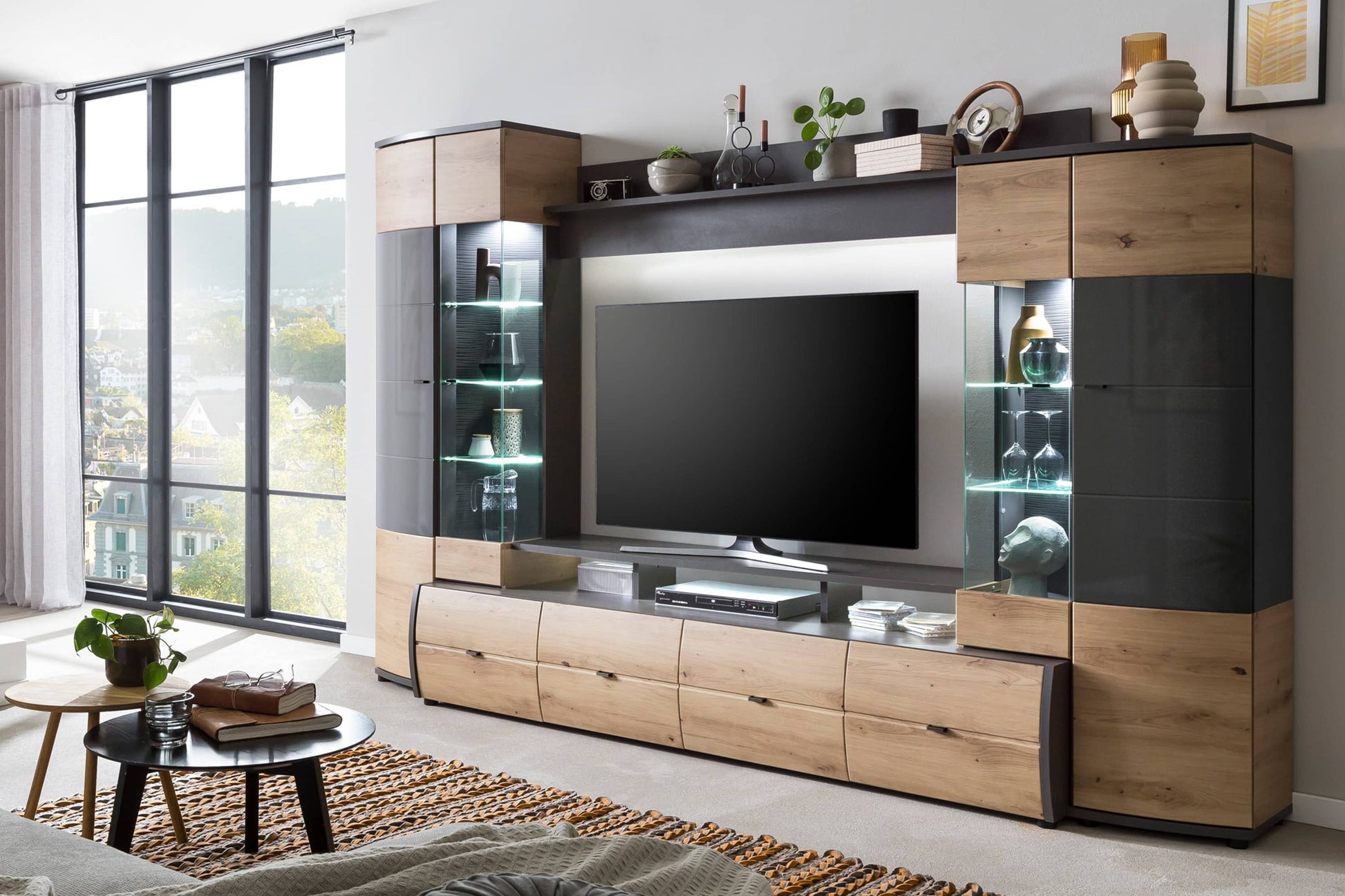 Flori VA Entertainment Unit oak artisan